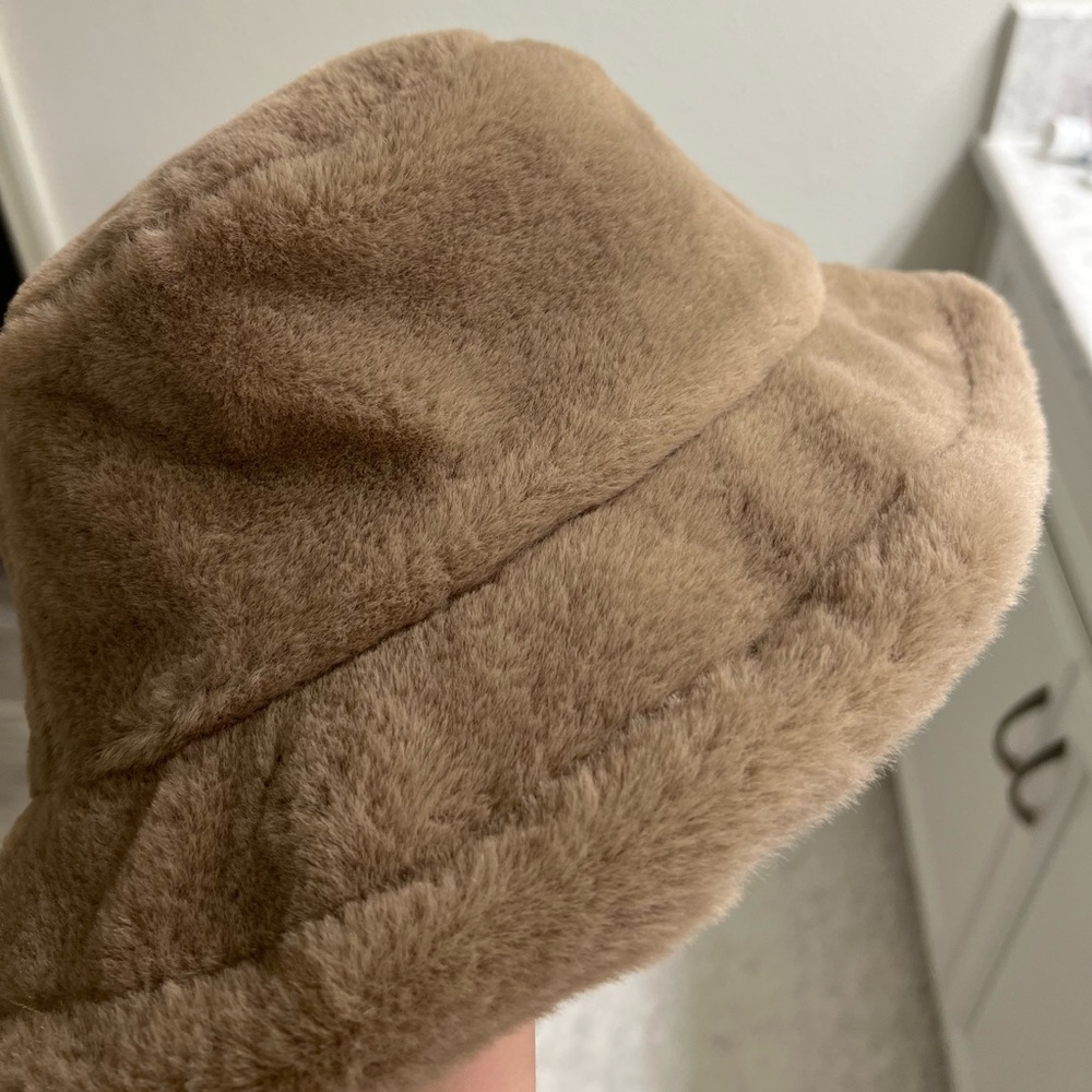Brown fuzzy bucket hat